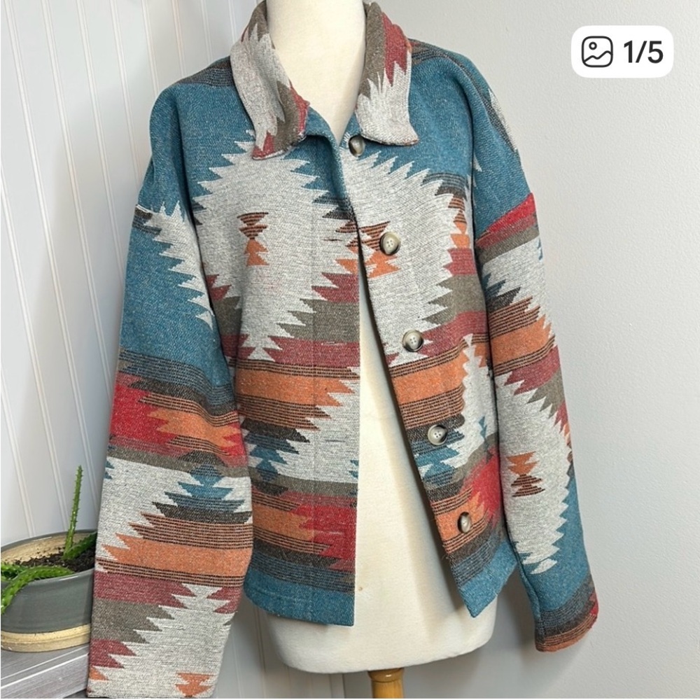 Women's Multicolor Aztec Patterned Jacket